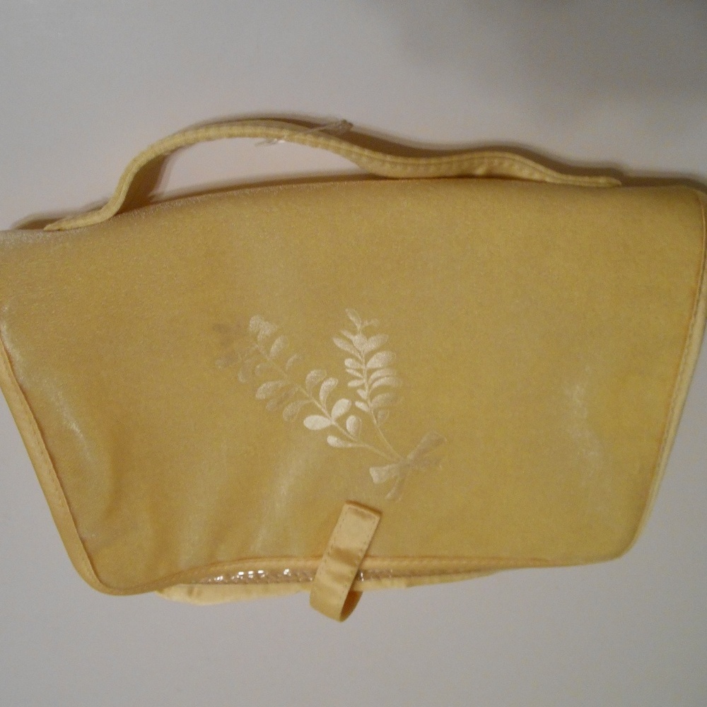 NWOT Bath & Body Travel Toiletries Cosmetic Bag